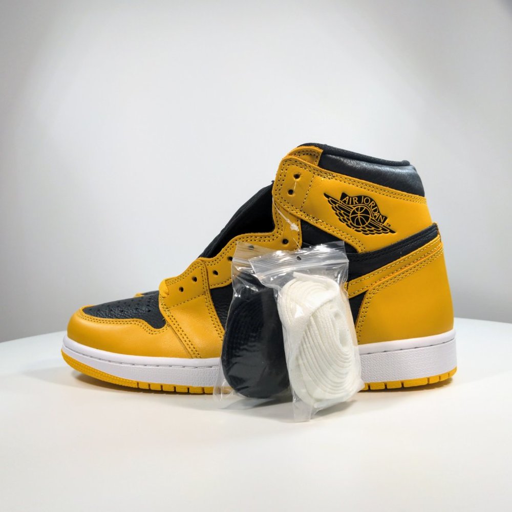 AIR JORDAN 1 RETRO HIGH OG 'POLLEN' - Picture 4 of 4